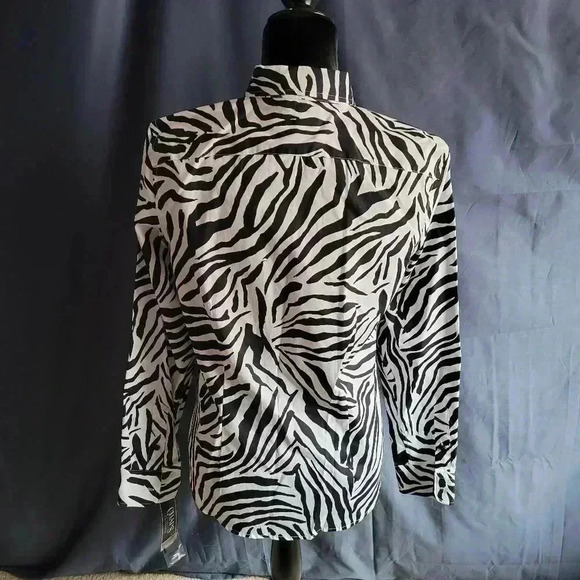 Chaps Classics Blouse NWT - Picture 2 of 5